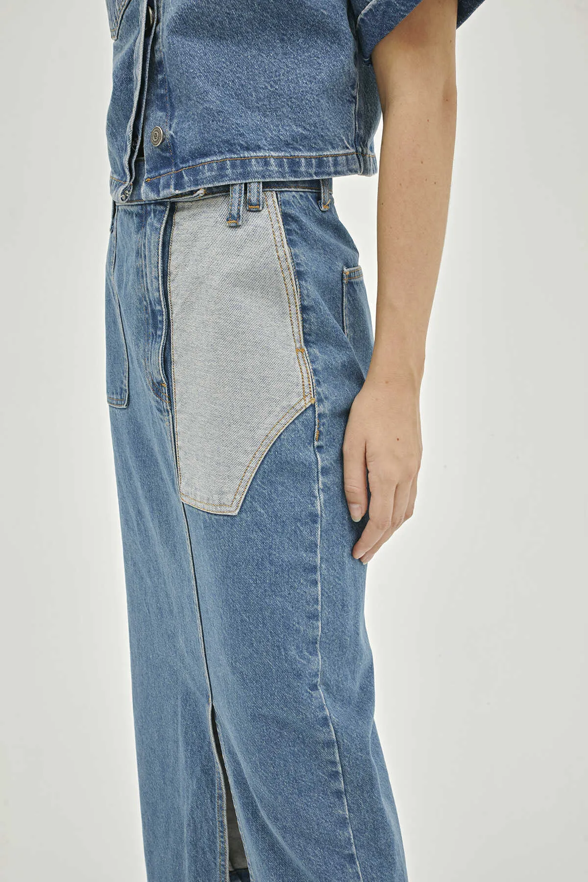 Blue Rendy Pocket Detailed Midi Denim Skirt